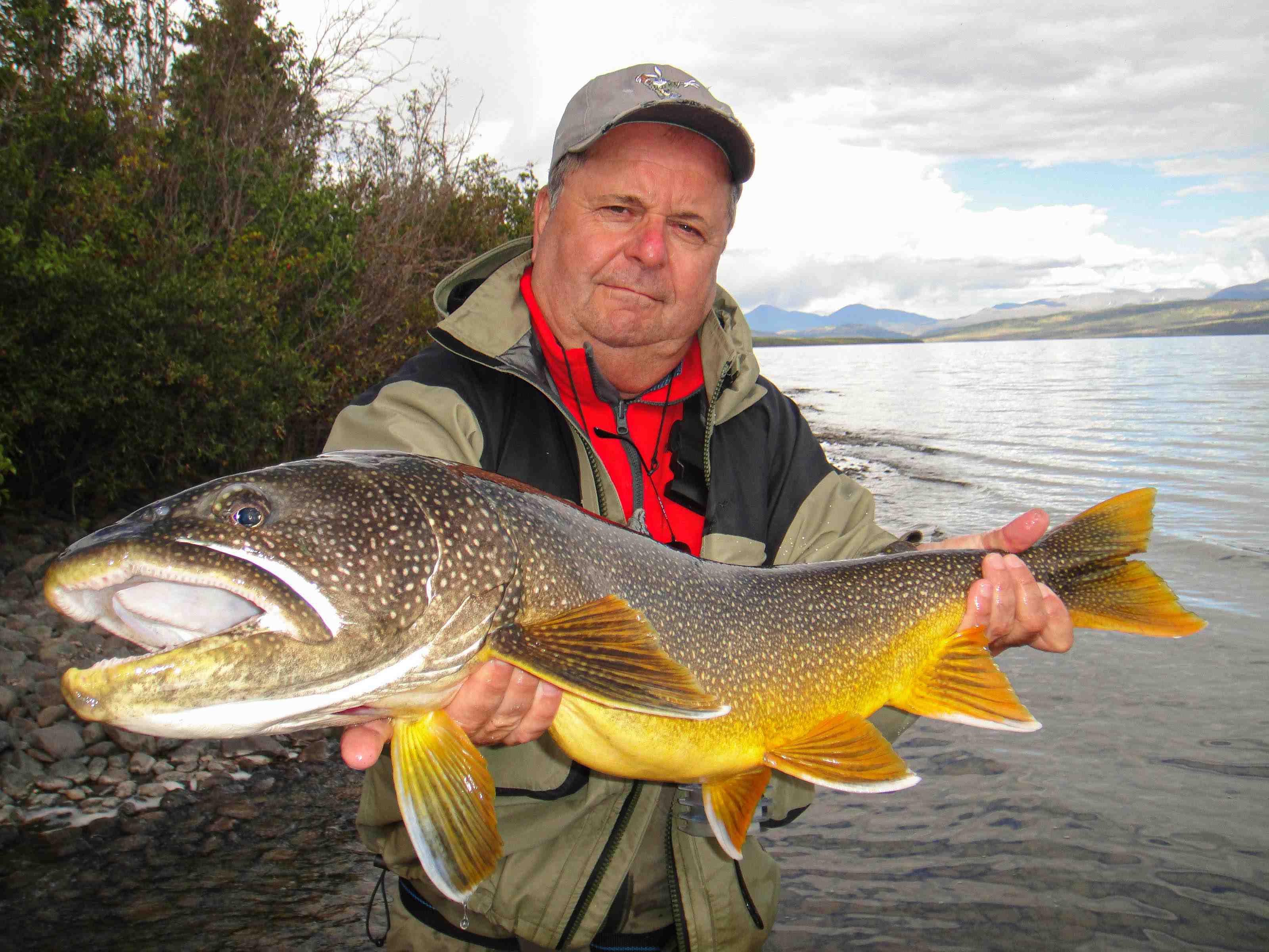Flyfishing rivers, lakes USA: trout, grayling, whitefish